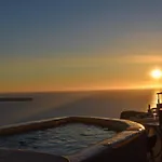 Armonoia Luxury Caves بيت للعطل *