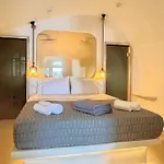 Feriehus Armonoia Luxury Caves *