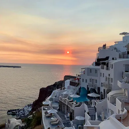 Armonoia Luxury Caves Oia