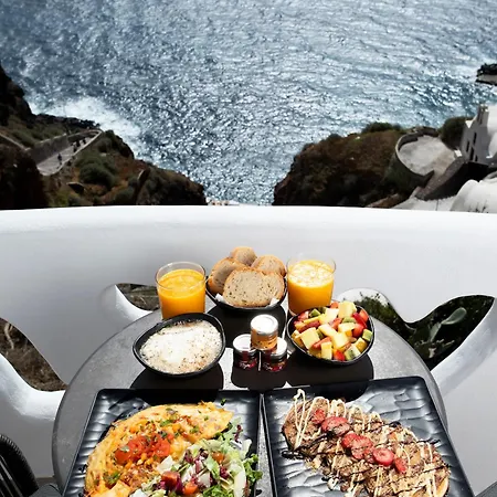 Holiday home Armonoia Caves Oia (Santorini)