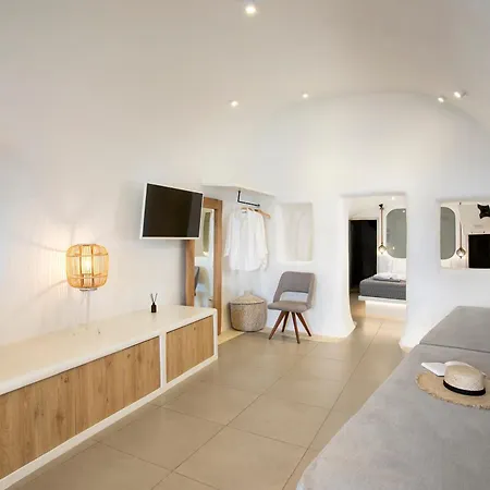 Armonoia Luxury Caves *
