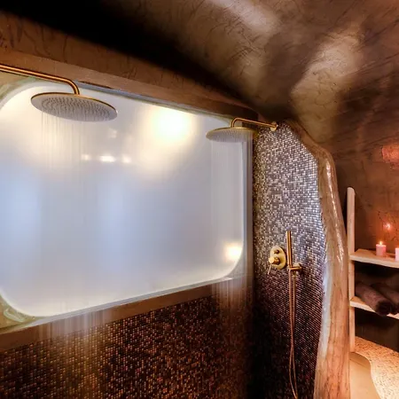 Holiday home Armonoia Caves Oia (Santorini)