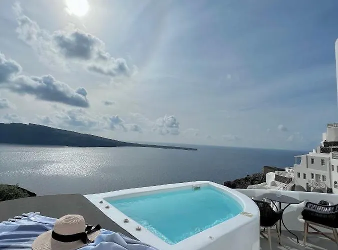 Holiday home Armonoia Caves Oia (Santorini)