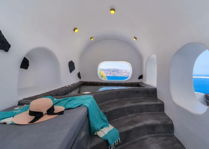 Armonoia Caves * Oia